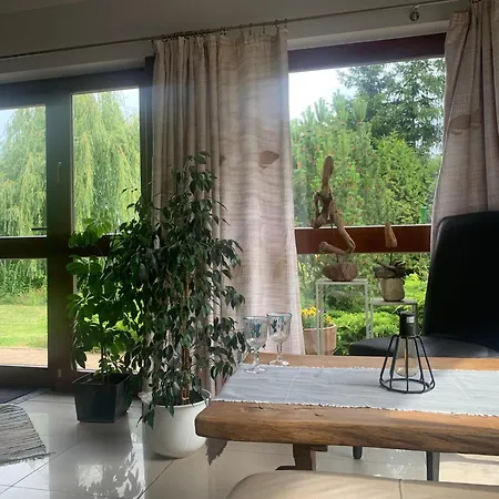 Artystyczna Sielanka Apartment *